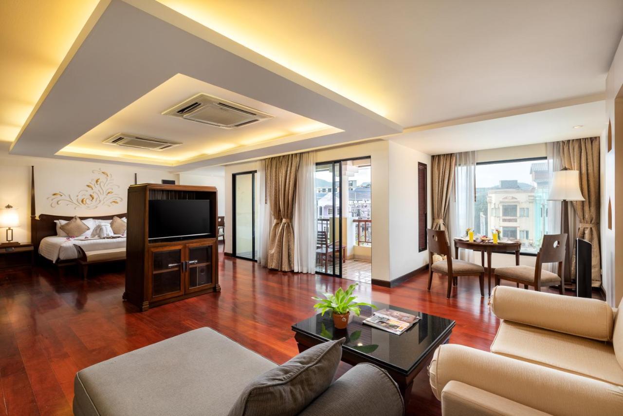Patong Paragon Resort & Spa Sha Extra Plus Eksteriør billede Suite room