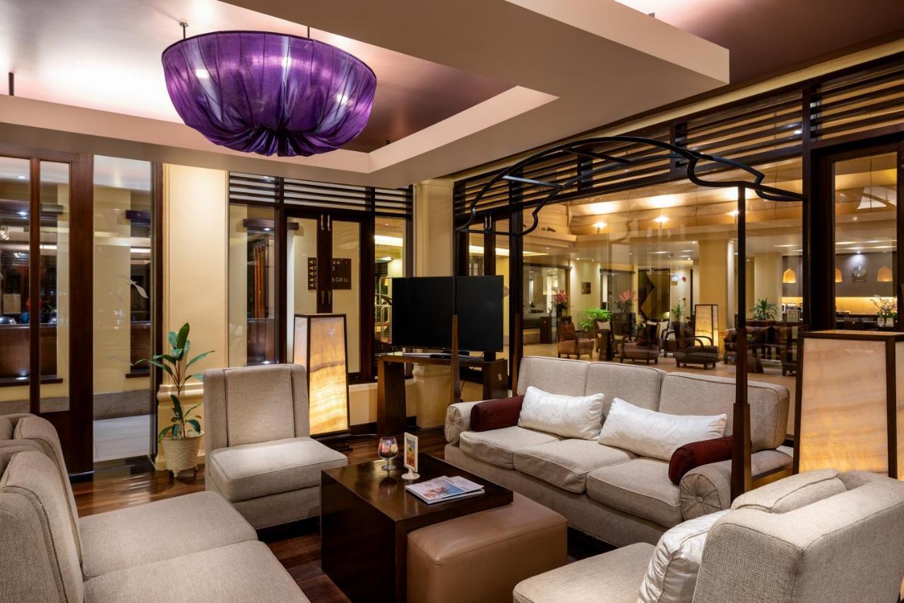 Patong Paragon Resort & Spa Sha Extra Plus Eksteriør billede The lobby of the hotel