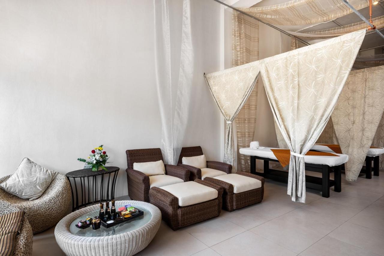 Patong Paragon Resort & Spa Sha Extra Plus Eksteriør billede A spa in Bangkok, Thailand